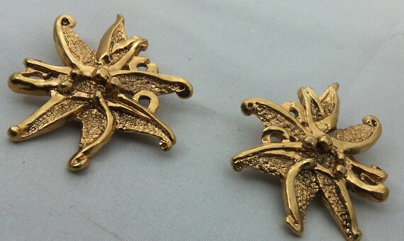 Boucles D'oreilles Clip Vintage En Métal Doré - Occasion - Parfaites Pour Un Look Rétro