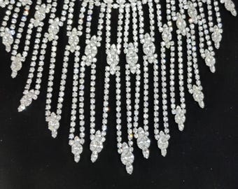 Vintage statement necklace with rhinestones for New Year's Eve parties, cocktail parties, and red carpet events.