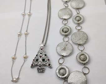 Sautoir Collier Métal Argenté Vintage Années 80-90 - Longueur Plus De 90 Cm - Occasion - Bijou Rétro Et Audacieux
