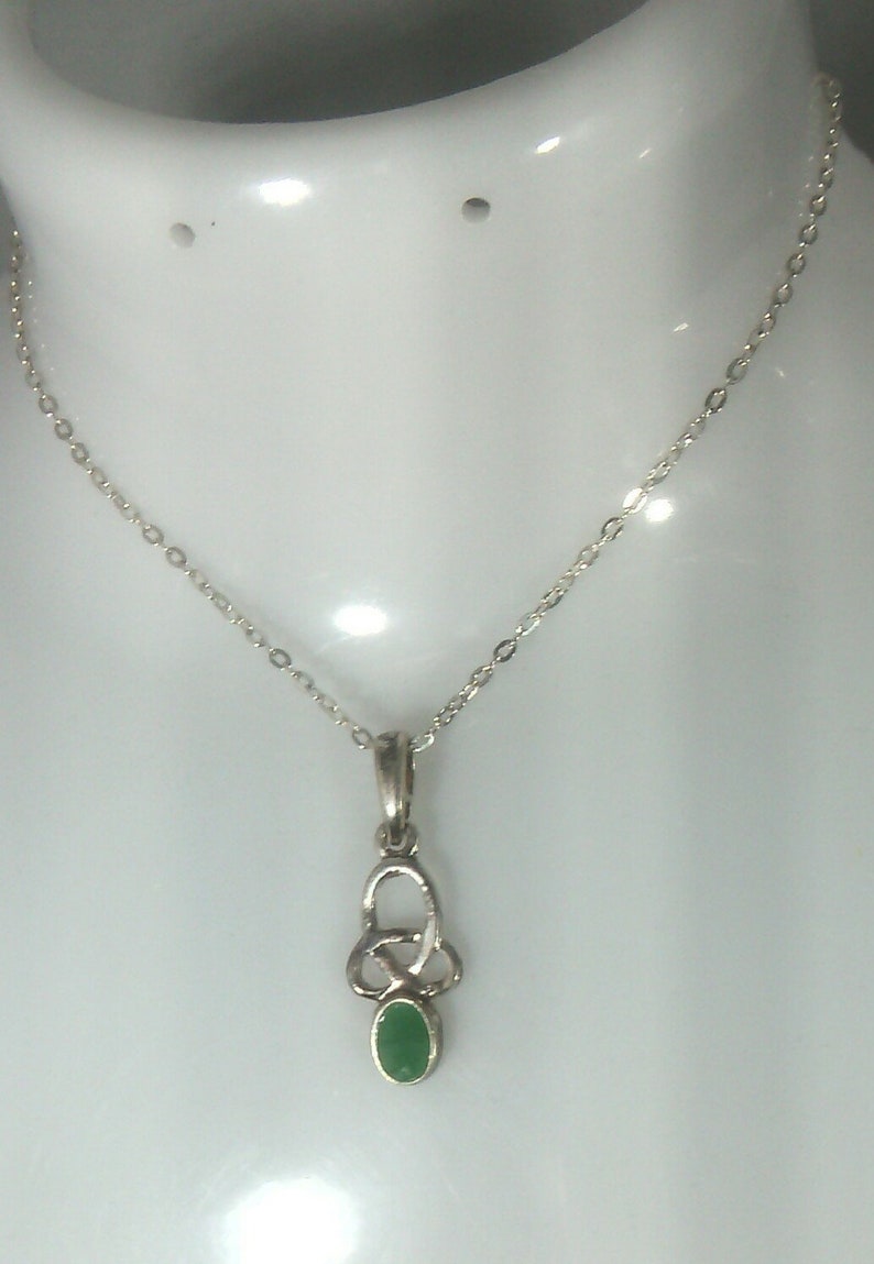 precious stone and silver emerald necklace 925