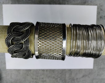 bracelet jonc manchette ouvert vintage en métal argenté