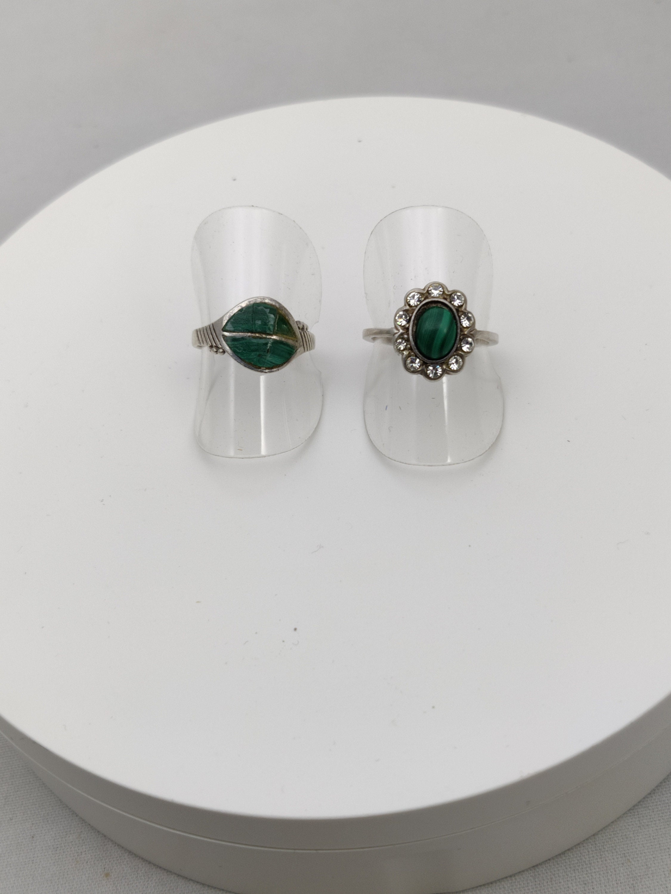 vintage ring with green semi-precious stone on silver: malachite