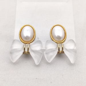 signed PARFUM GRES PARIS these vintage clip-on earrings in gold metal and satin glass image 1
