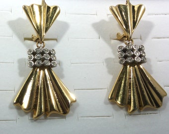 vintage these fancy gold metal clip dangling earrings