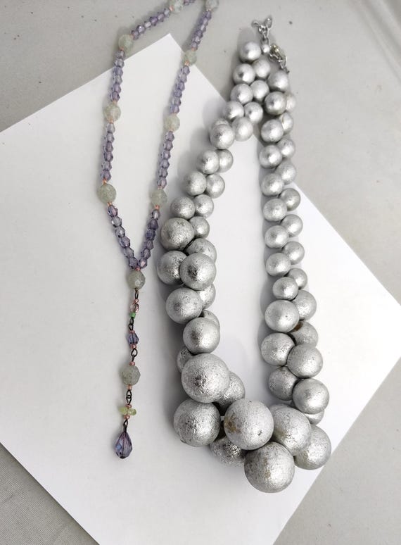 Collier Argenté Style Bohème avec Superpositions Élégantes et Pendentif