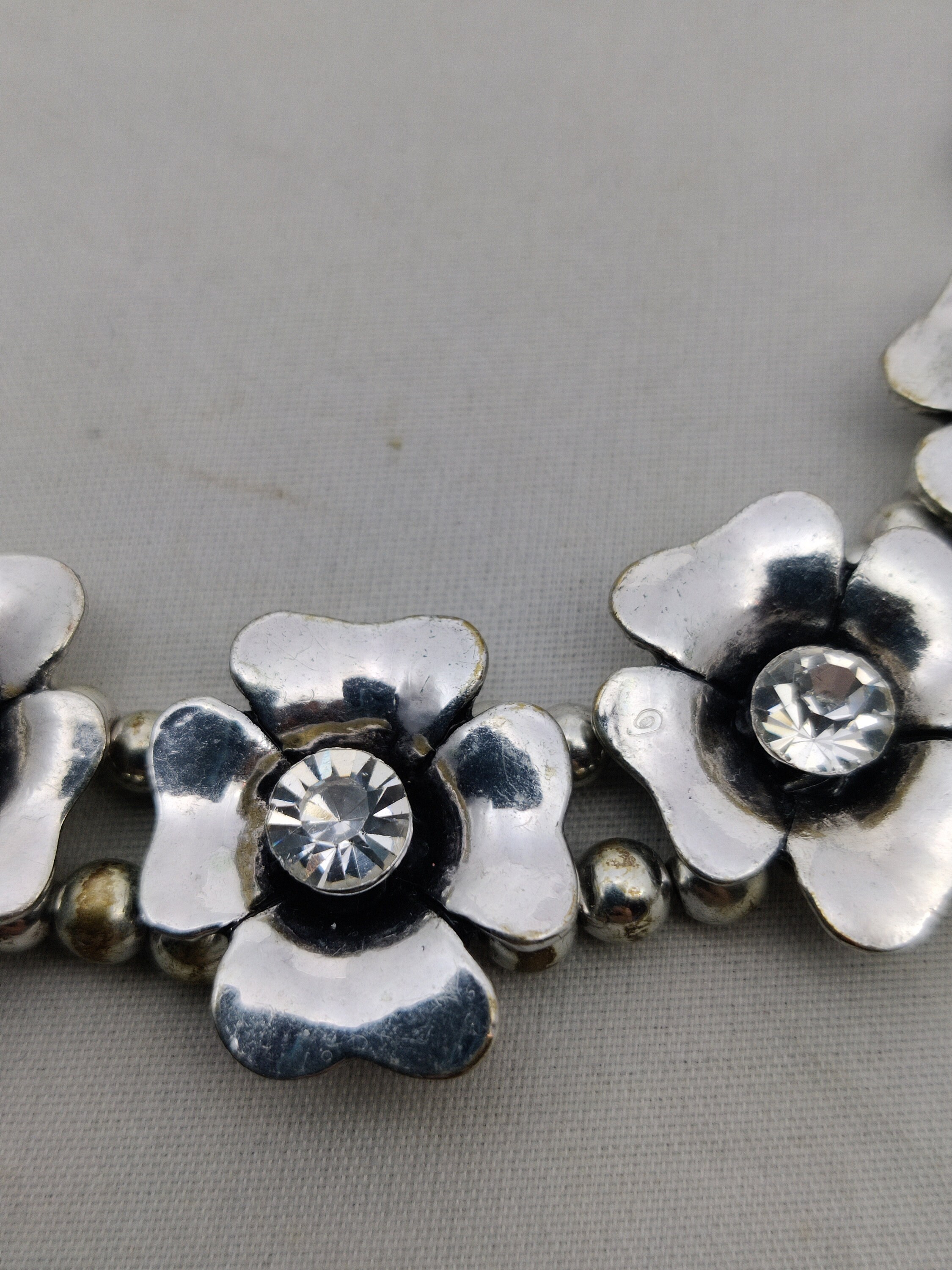 Collier Fantaisie Floral Oslo - Métal Argenté - Bijou Occasion