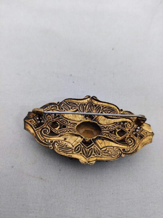 Vintage 1980s gold metal brooches - image 10