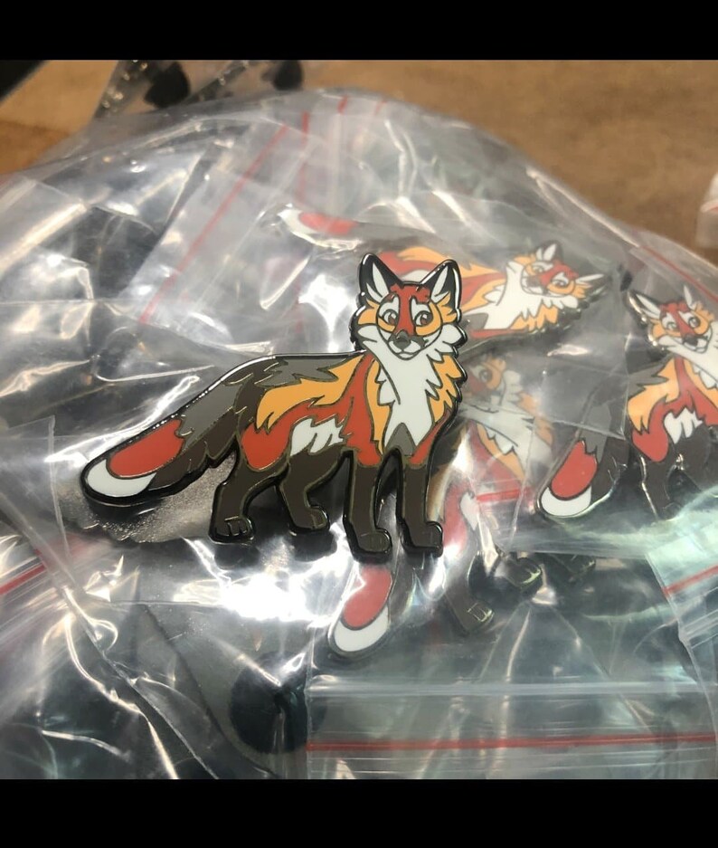 Red Fox Pin
