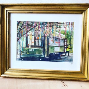 Arte emoldurada para presente de Mardi Gras de Nova Orleans, pintura de bonde com contas de Mardi Gras, desenho em aquarela de NOLA, impressão artística emoldurada