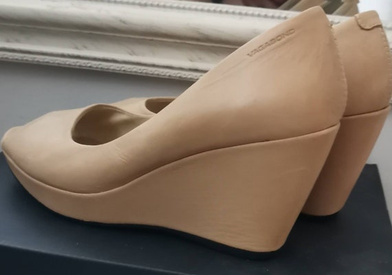 Vagabond wedges clearance
