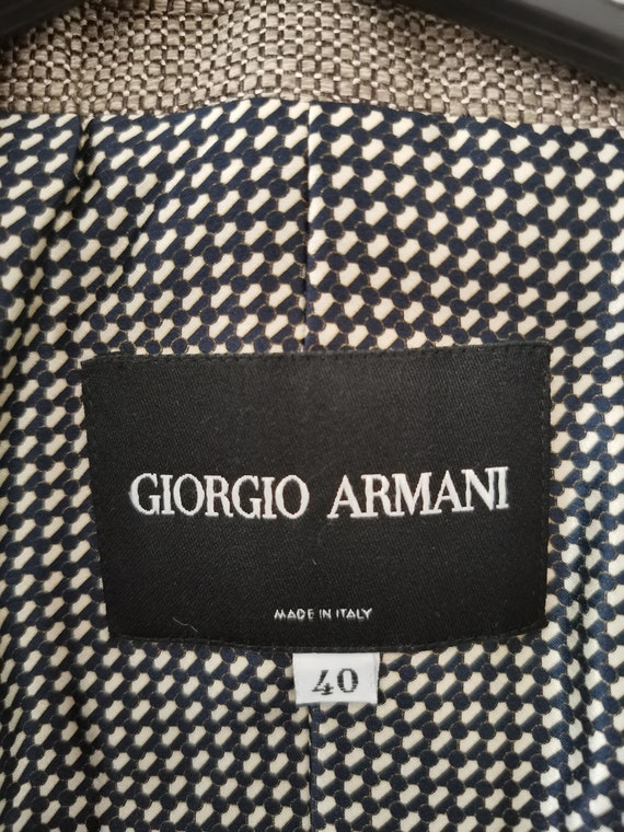 Fab Giorgio Armani silk jacket. Size IT40. Chic. - image 4