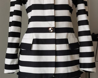 Fab Escada color block black white striped cotton skirtsuit. Size 36. Chic.