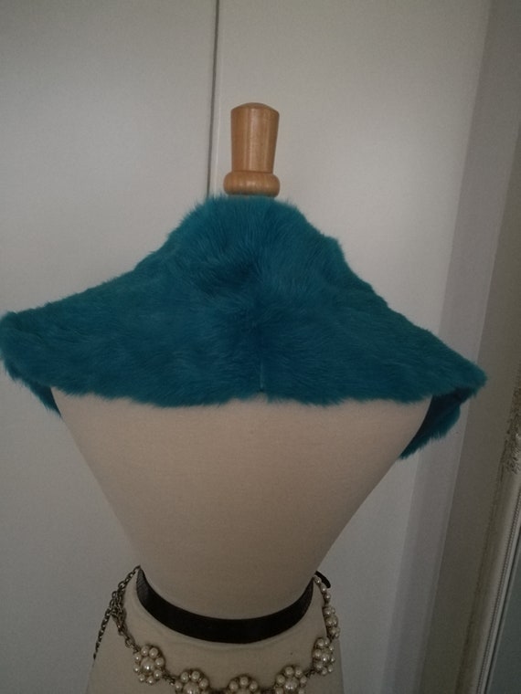 Fab Real Fur Collar Turquoise NEW. Chic. - image 2