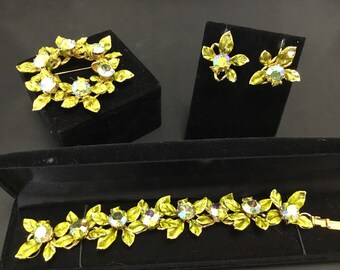 Aurora borealis parure set - bracelet, earrings and brooch