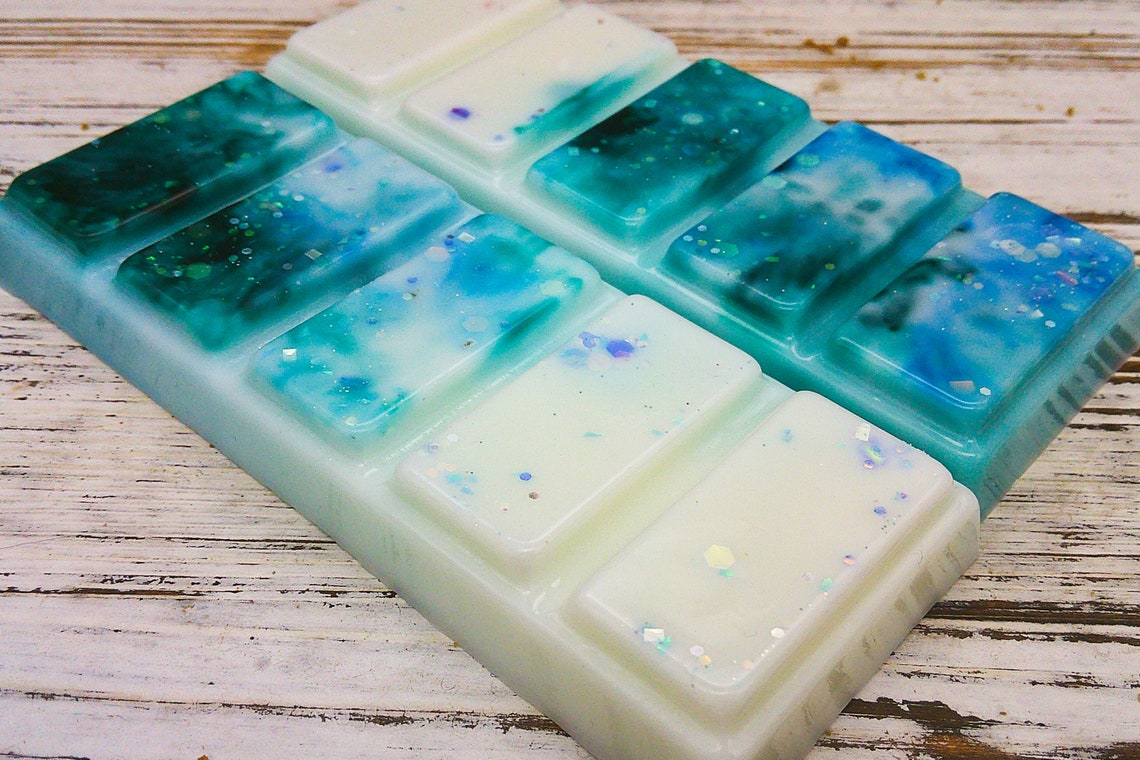 LAKE HOUSE Summer Sparkly Blue Snap Bar Wax Melts, Spring, Summer ...