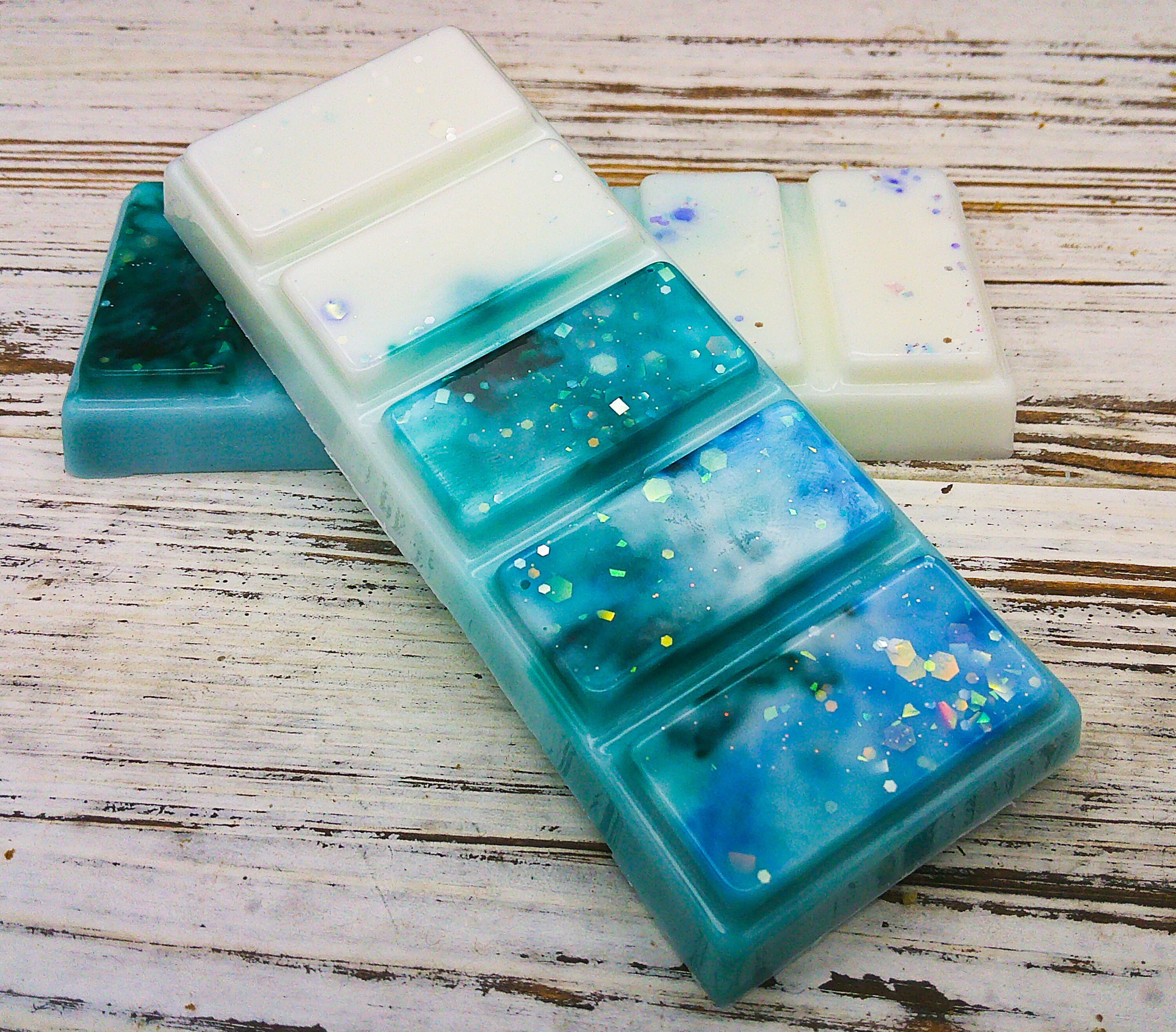 LAKE HOUSE Summer Sparkly Blue Snap Bar Wax Melts, Spring, Summer ...