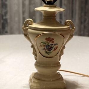 Vintage 1950s Porcelain Ceramic Urn Shaped Lamp, Stylized Handles, 8 Sided Base, Spring Bouquet Accent