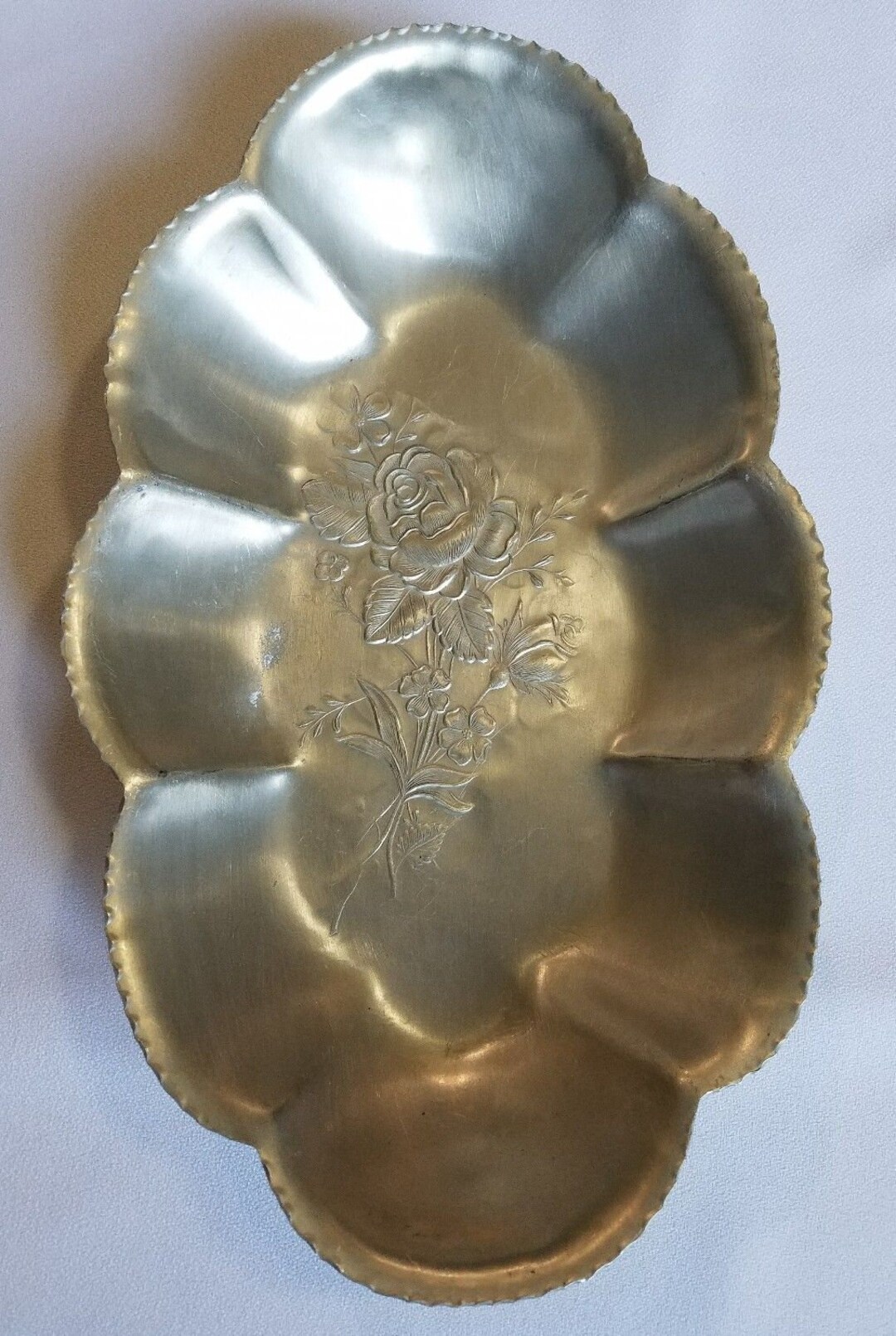 Vintage Everlast Aluminum Fruit Bowl, Rose and Dogwood Motif