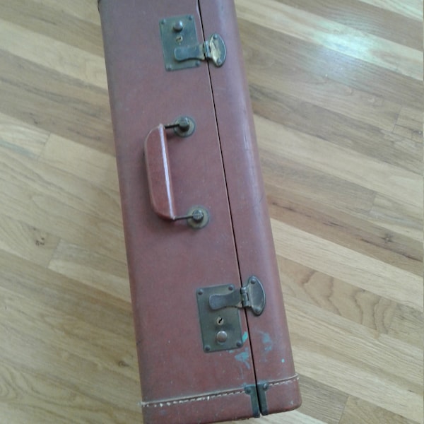 Vintage Travel, Hard Shell Brown Leather Suitcase, Brass-Tone Hardware, Circa 1940s, No Key, Very Good Condition, 21" L x 13" W 6 1/2" H x