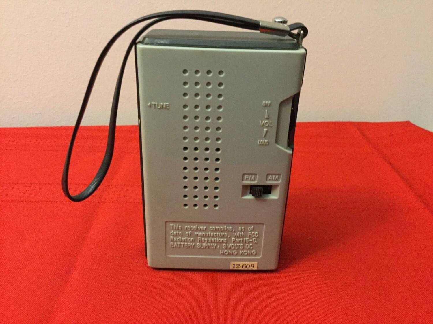 Vintage Realistic Pocket Radio AM/FM by Radio Shack Tandy - Etsy