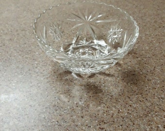 Vintage Anchor Hocking, EAP "Star of David" Bowl, Pressed Glass, 7 1/2" Diameter x 2 1/4" High, Mint Condition, Made in USA, Circa 1960s