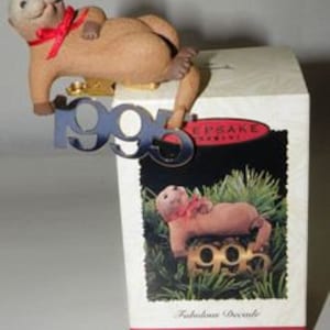 Vintage Hallmark Keepsake, 1995 &quot;Fabulous Decade&quot; 6th, Otter, Brass, Original Box, Price Tab, Mint Condition, Clip On, E Searle, QX514 7