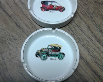 Vintage Ashtrays, Pair of Ceramic Antique Car Ashtrays, "Morris" & "Austin",  Gold Trim, Made in Japan, 4 1/2" Diameter, Very Good Condition
