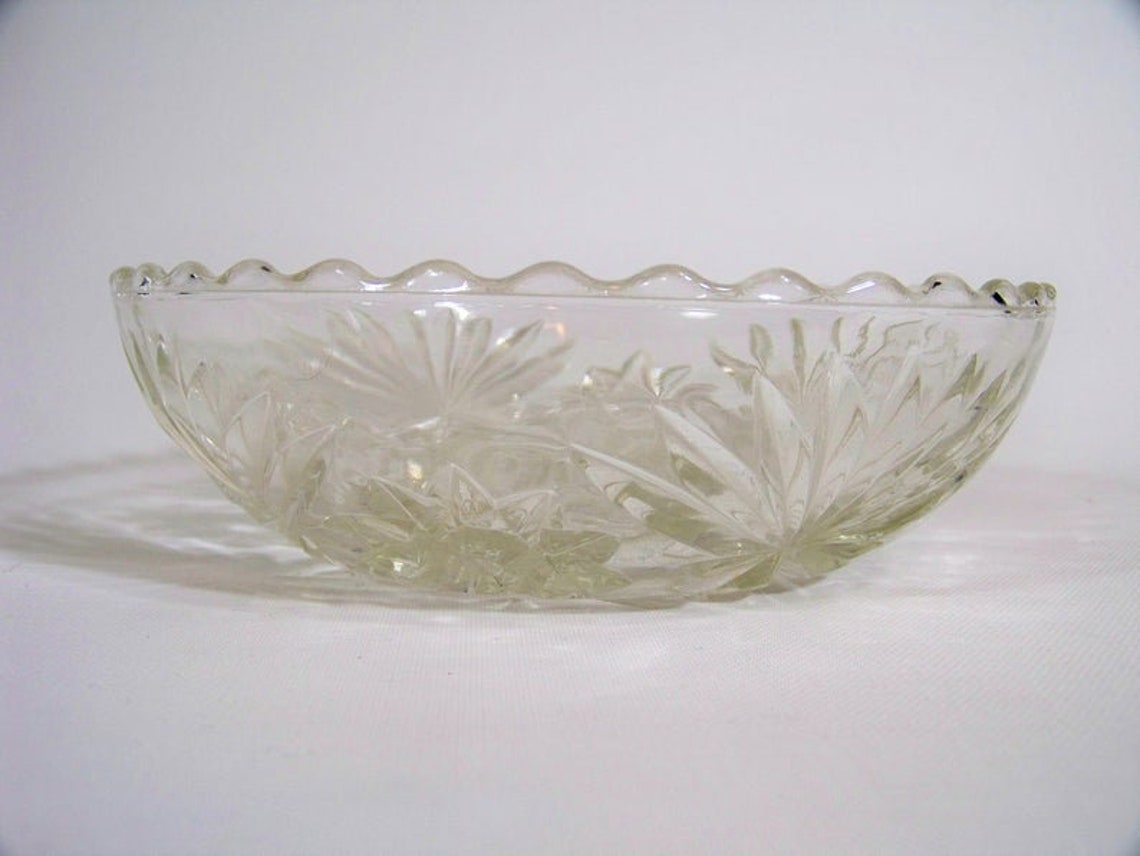 Vintage Anchor Hocking Early American Prescut Bowl Pressed Etsy