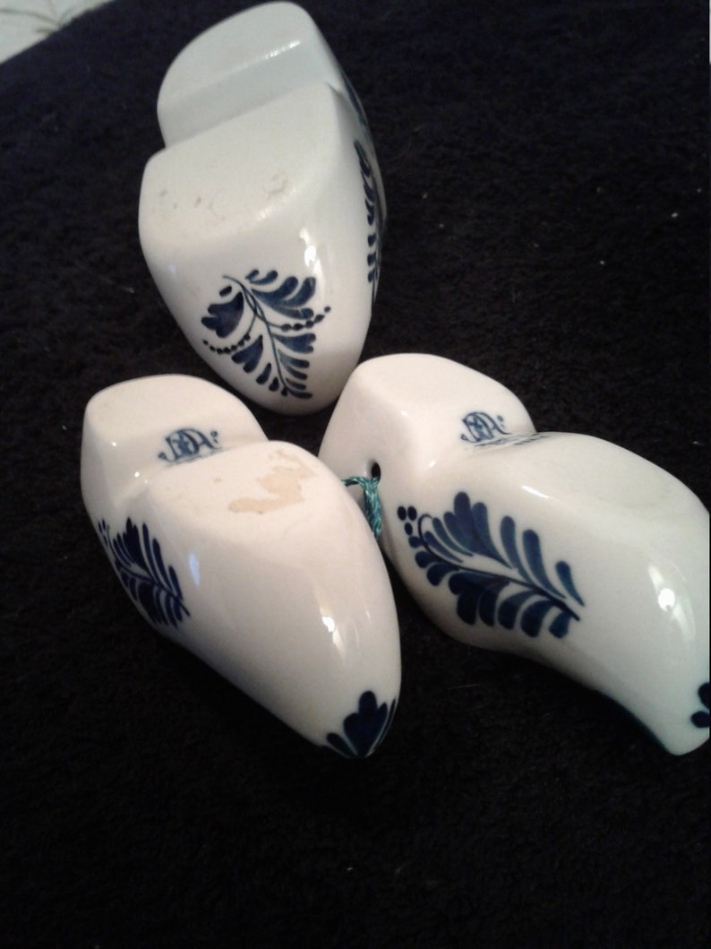 porcelaine vintage Delf, sept pièces, fabriquée en Hollande, peinte à la main, bleu et blanc classique, état de menthe image 8