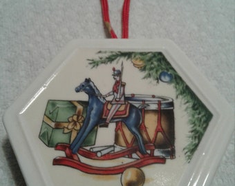 Vintage GIFCO INC, "Christmas Memories Scented Ornament", Fine Porcelain, Original Box, Hexagon Shaped