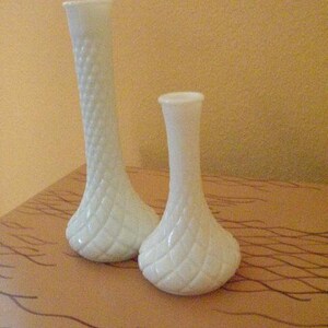 Vintage Hoosier Milk Glass Bud Vases, Circa 1960s, Diamond Cut Pattern, Mid Century Retro, Shabby Chic