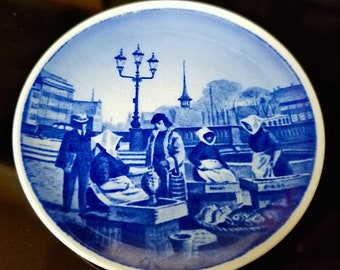 Royal Copenhagen Aluminia Faience 'Fisketorvet Gammel Strand Kobenhavn', 1944 Mini Plate, Made in Denmark