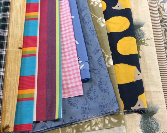 Bundle Of Fat Quarters, Remnant Fabric For Quilting, Face Masks, Craft & Hobby, 1.5kg, 30+ Pieces