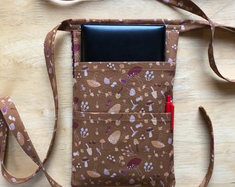 Mushroom Print Server Apron Pouch – Handmade Cotton Utility Belt with 3 Pockets