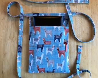 Llama Print Server Apron: 3-Pocket Waitstaff Pouch
