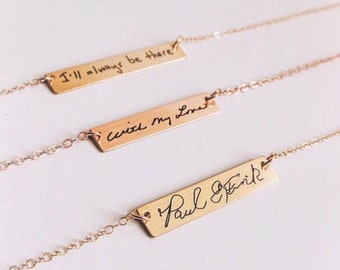 Collier barrette d'écriture en or rose : bijoux commémoratifs personnalisés
