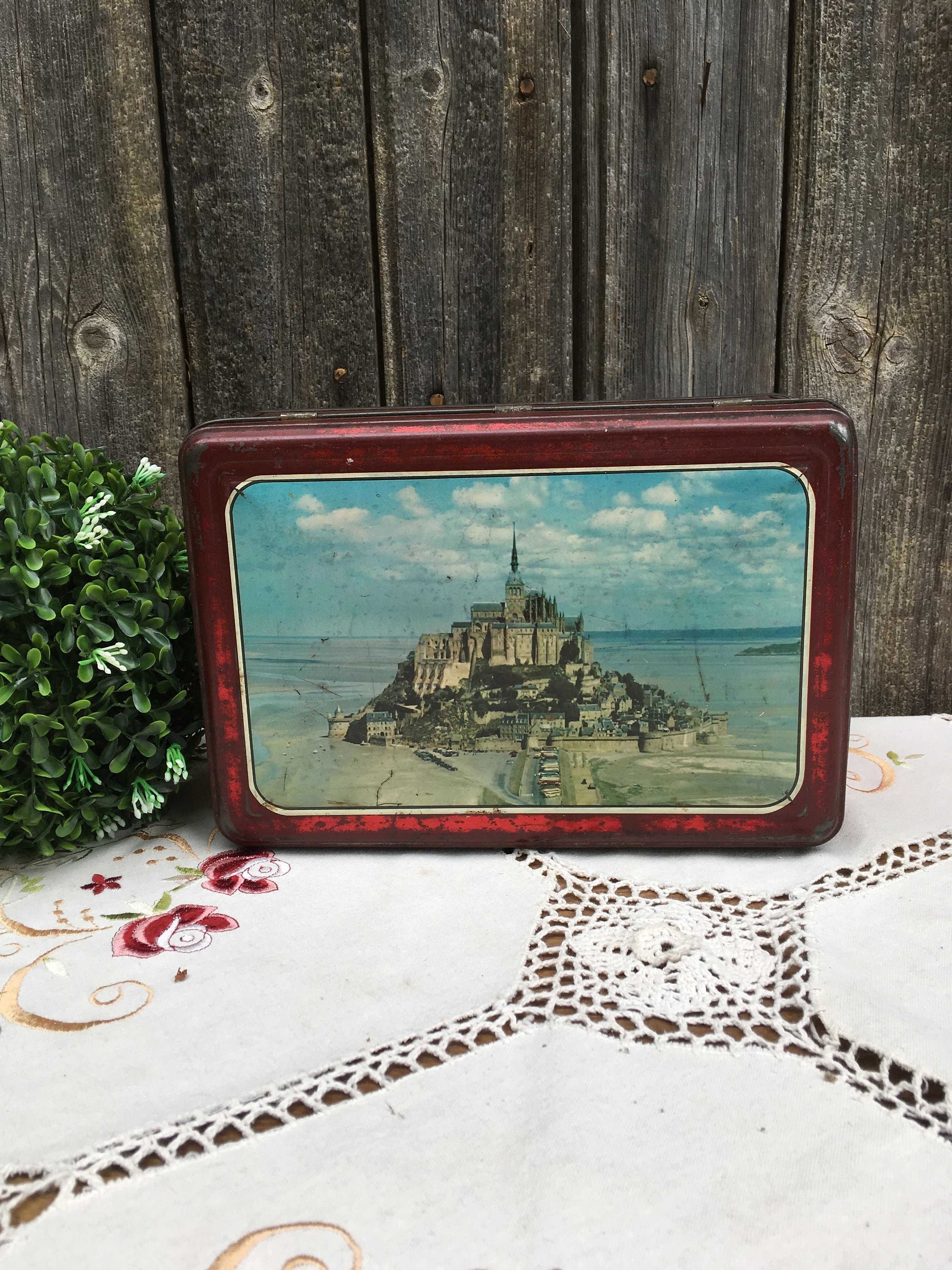 Boîte à Biscuits, Sucres, Souvenirs de France, Photo Ancienne Mont Saint Michel, Vintage, Circa 1950