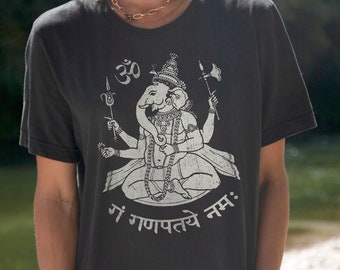 Ganesh Shirt, Lord Ganesh Tshirt, Yoga Shirt, Hindu God idols Shirt, Indian Elephant Idol Shirt, Yoga clothing, Ganesha, Yoga Mantra
