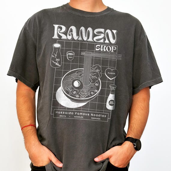 Retro Ramen T-shirt, Unisex Foodie Tee, Gift for Chefs & Japanese