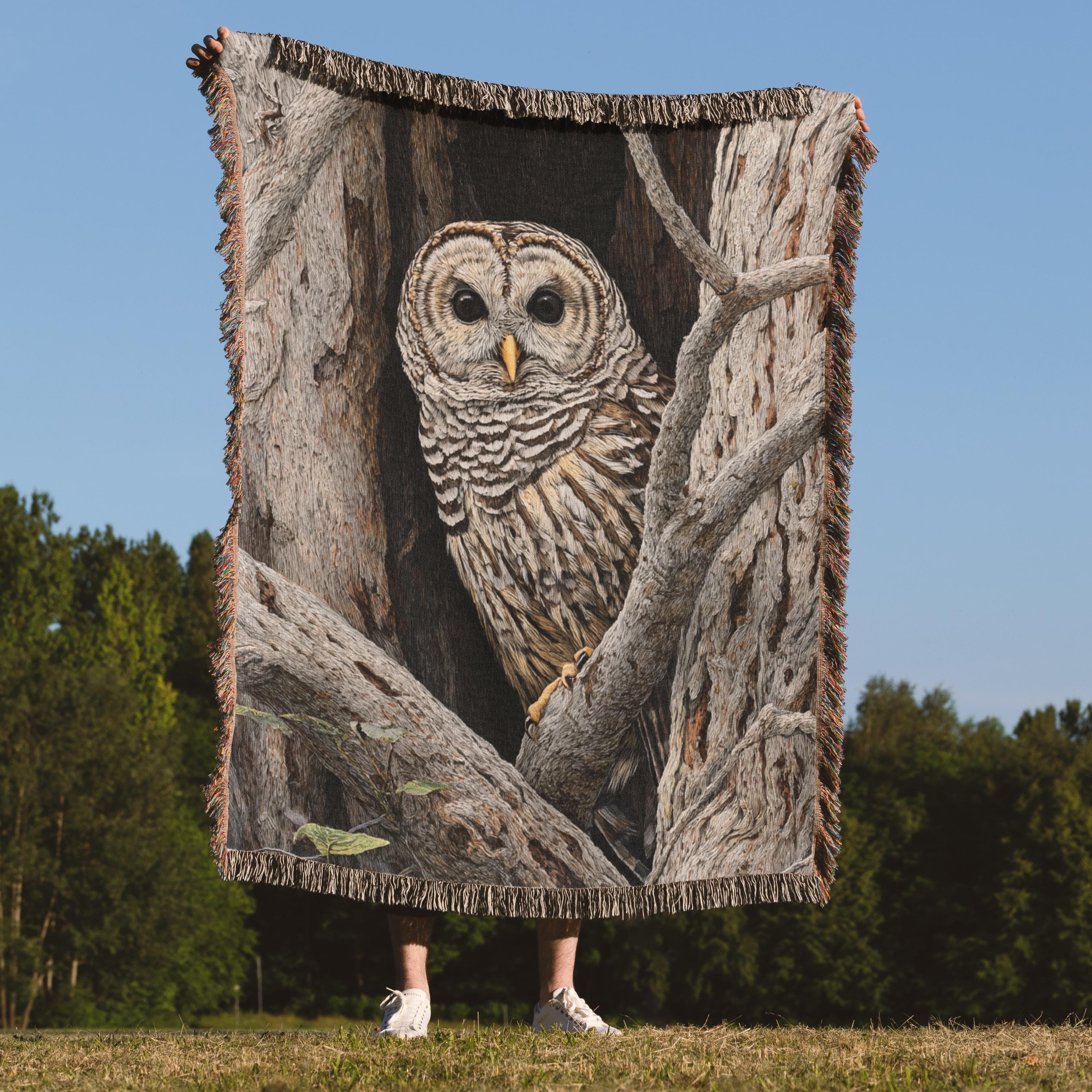 Barred owl Woven Blanket, 100% CottonThrow, Rustic Home Decor, Owl in Tree Tapestry, Bird Lover Gift
