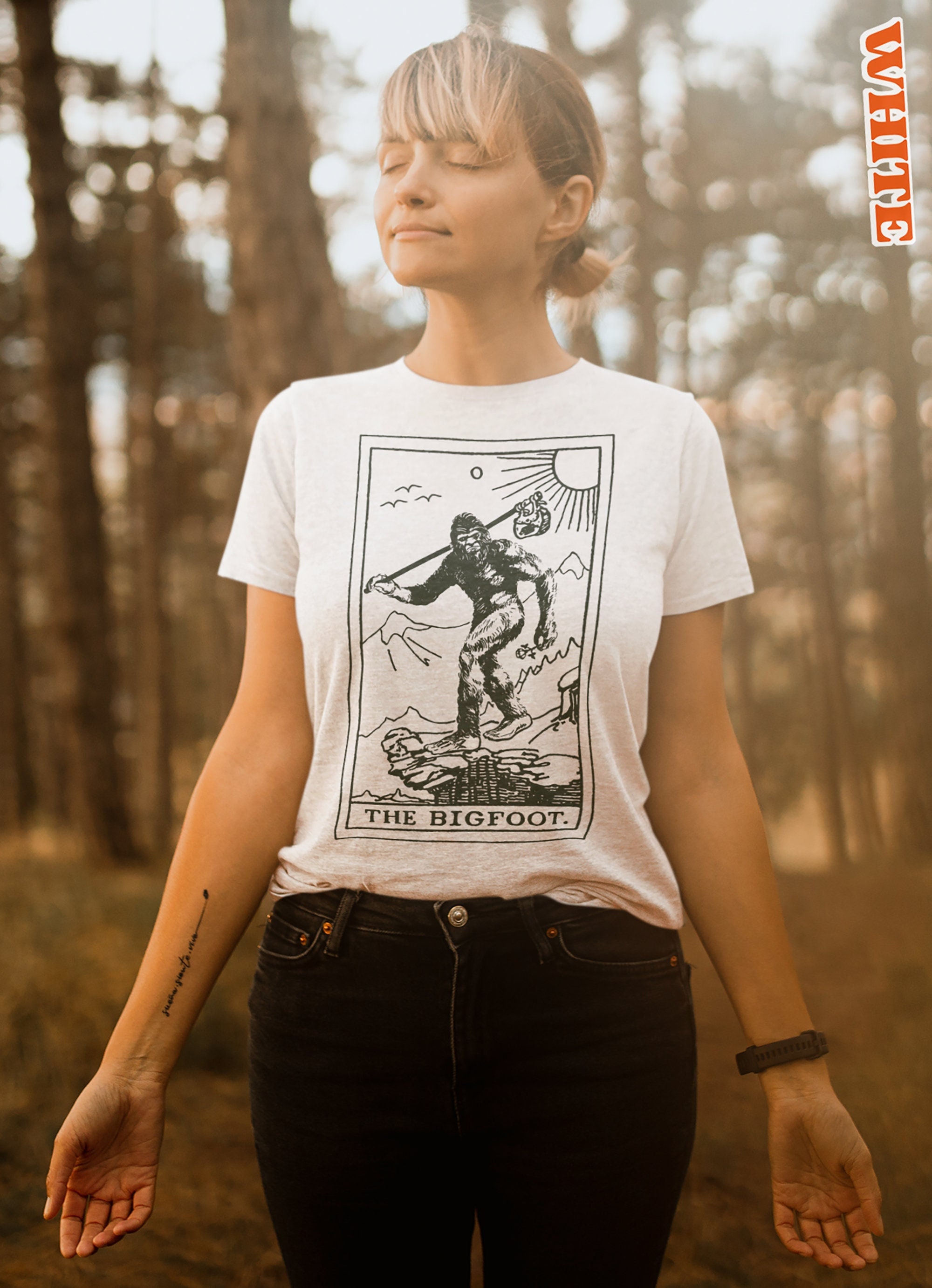 Bigfoot Tarot Card shirt, Sasquatch Tarot Tshirt, Based on the Fool Tarot card, Fun cool Squatch T-shirt, Gift for Women, Gift for Men,
