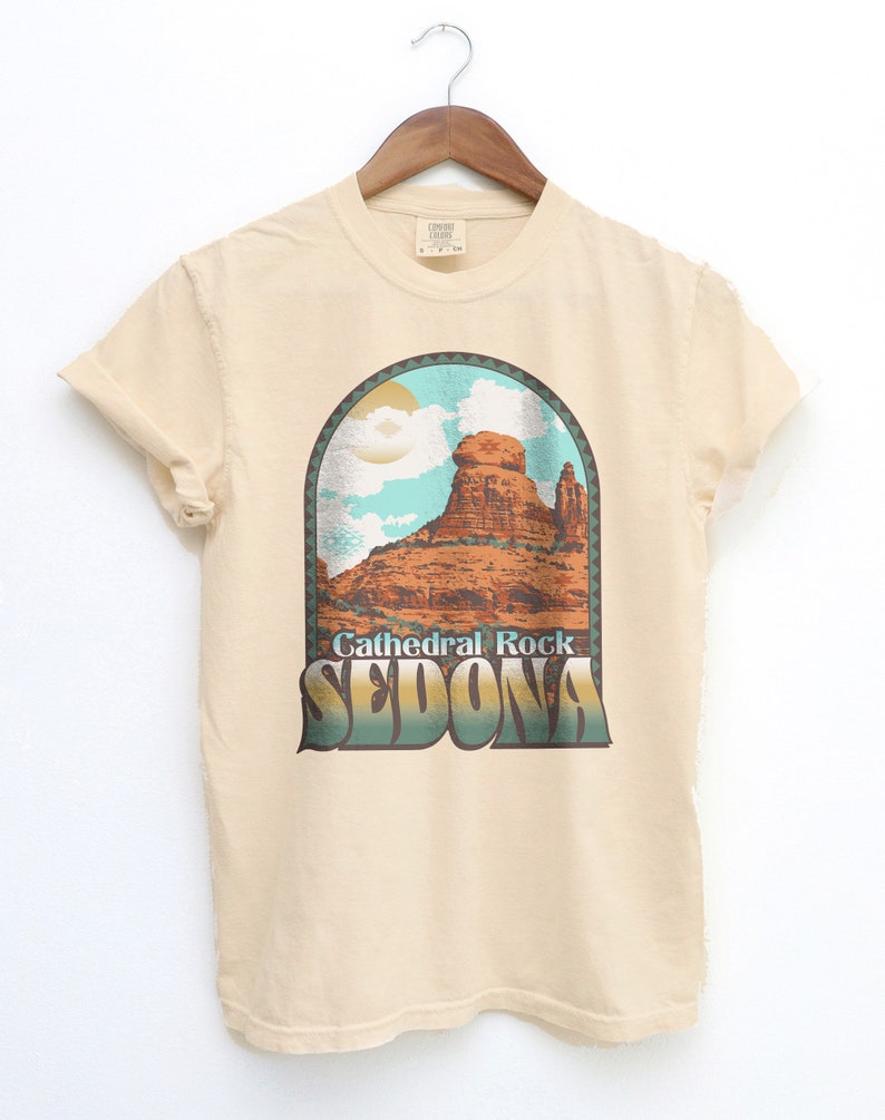 Sedona Arizona Shirt, Cathedral Rock, Southwest BOHO Aesthetic T-shirt
