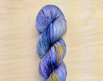 TIMID - Handdyed Speckled Sock Yarn, Violet colors, Fingering/Sock Weight, 75/25 Merino Wool & Nylon