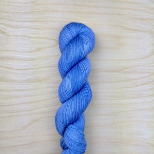 CORNFLOWER - Handdyed Tonal Yarn, Fingering/Sock Weight, 75/25 Merino Wool & Nylon