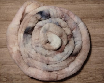 HAND DYED ROVING - 100% Merino Wool 4 oz - 0001