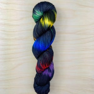 Rockhounds Collection Yarn - BLACK FIRE OPAL 75/25 Super Sock