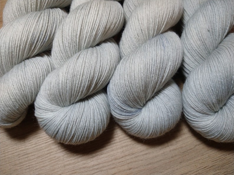 STRATUS Handdyed Tonal Yarn, Light Gray, Fingering/Sock Weight, 75/25 Merino Wool & Nylon image 6