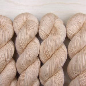 NATURALLY DYED Soft Single 001- Fingering Weight 100% Organic Merino Wool NSW