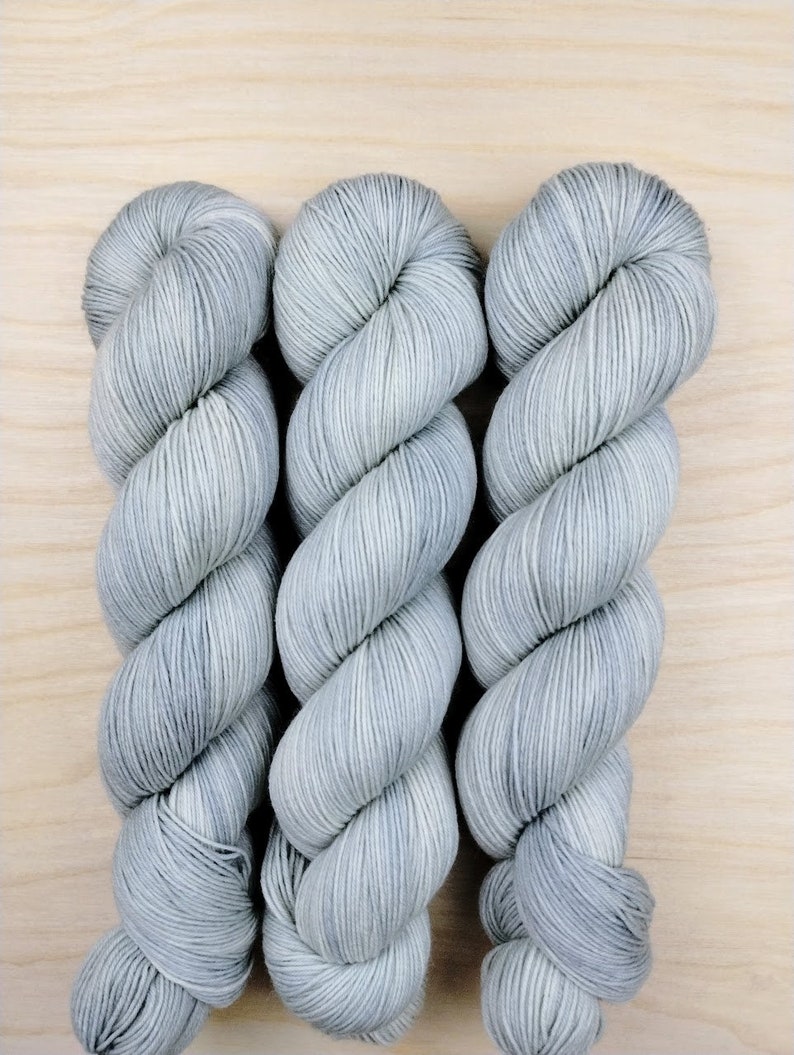 STRATUS Handdyed Tonal Yarn, Light Gray, Fingering/Sock Weight, 75/25 Merino Wool & Nylon image 3