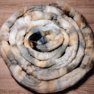 HAND DYED ROVING - 100% Merino Wool 4 oz - 0006